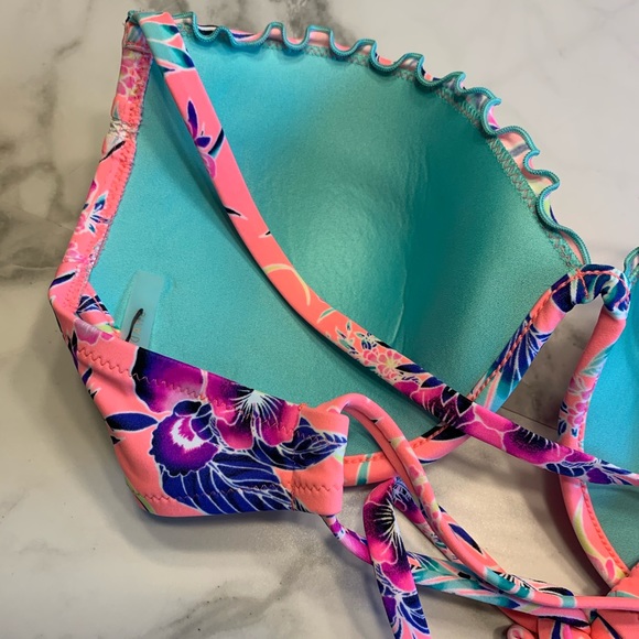 Shade & Shore Bikini Top - Picture 6 of 7